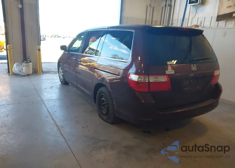 2007 Honda Odyssey Lx z USA, uszkodzony, nr VIN 5FNRL38257B034615